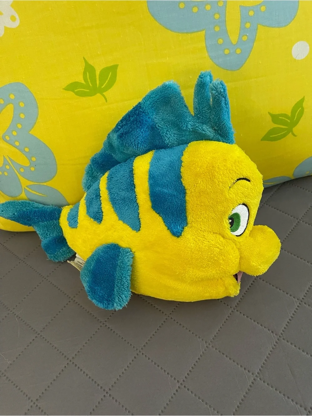 Disney Yellow and Blue Plush Fish Character Toy (Good)